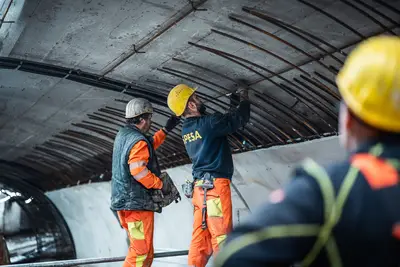650 m³ Ortbeton, 1.000 t Spritzbeton und 120 t Bewehrung kommen zum Einsatz.